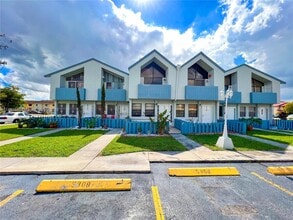 Building Photo - 5808 W 18th Ave