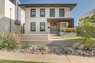 Building Photo - 826 NW 8th St