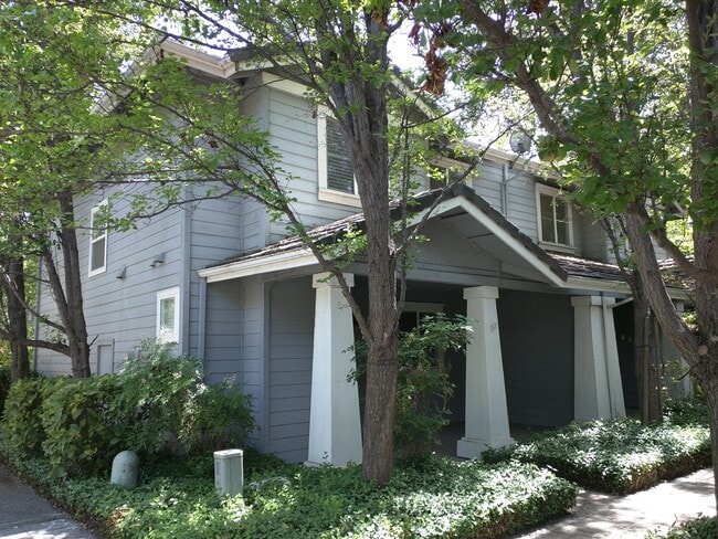Building Photo - 4634 Cowell Blvd
