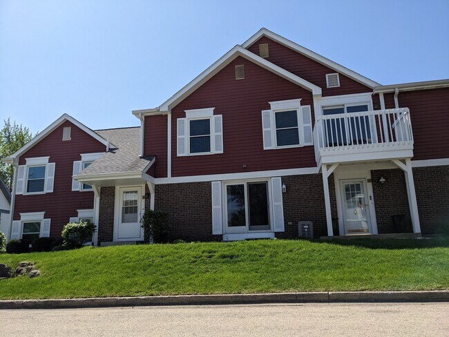 Building Photo - 2751 Wayfaring Ln