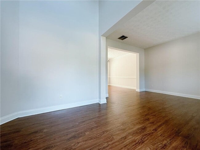Foto del edificio - 2662 Cascade Bend Dr