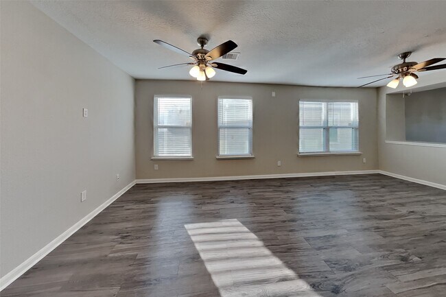 Foto del edificio - 3119 Peachstone Pl