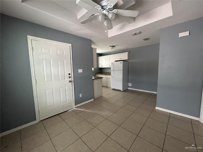 Building Photo - 1315 Quitaca Dr