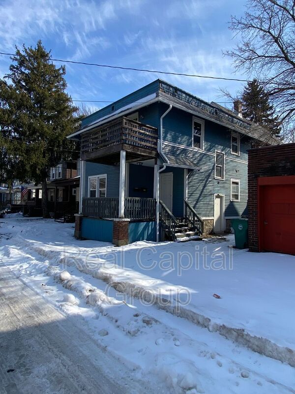 Building Photo - 709 Townsend Pl