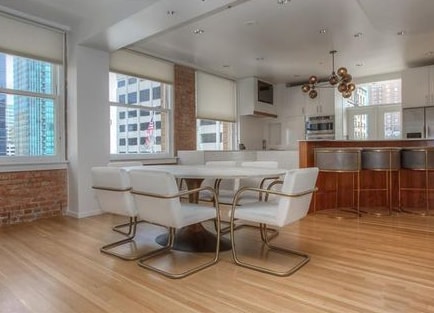 Foto del edificio - 411 W 7th St