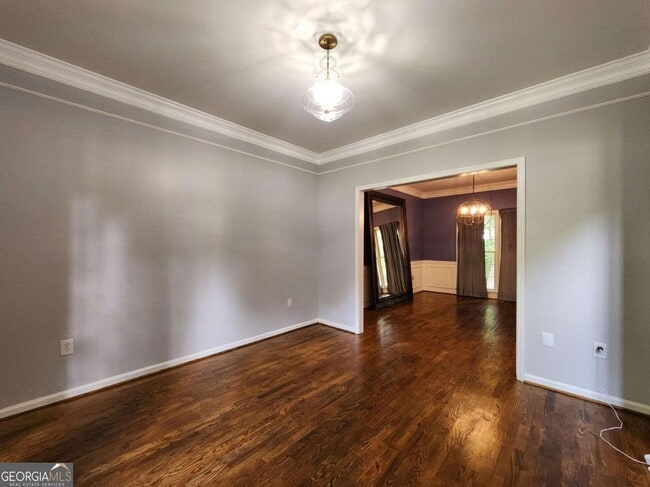 Building Photo - 2077 Wilshire Dr SW