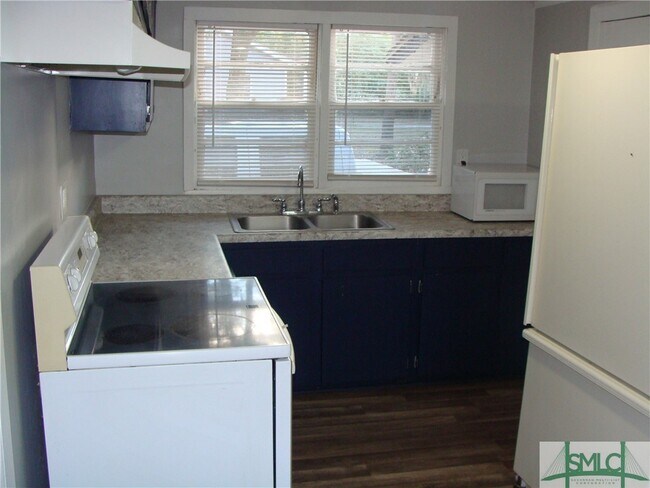 Foto del edificio - 314 Edgewater Rd