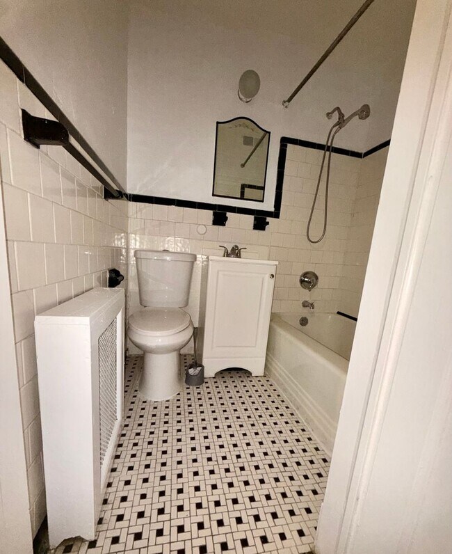 Foto del edificio - 4002 Edgewood Rd