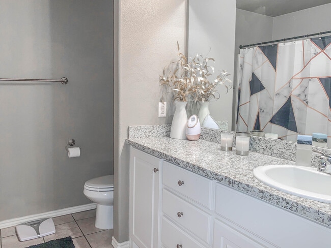 Foto del edificio - 8710 12th St