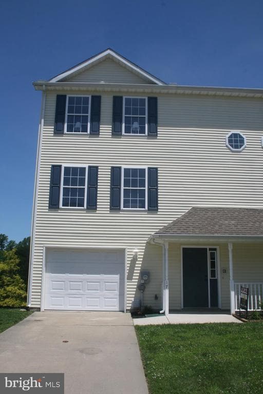 Building Photo - 67 Downey Oak Cir
