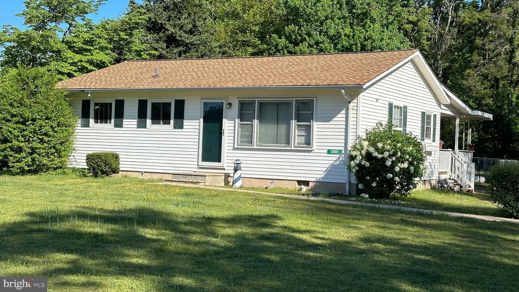 Primary Photo - 12001 Ridge Rd