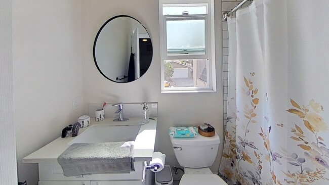 Building Photo - 5064 Alumni Pl