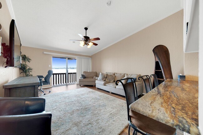 Foto del edificio - 801 River Rd