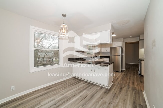 Foto del edificio - 6619 N Greenmont Rd