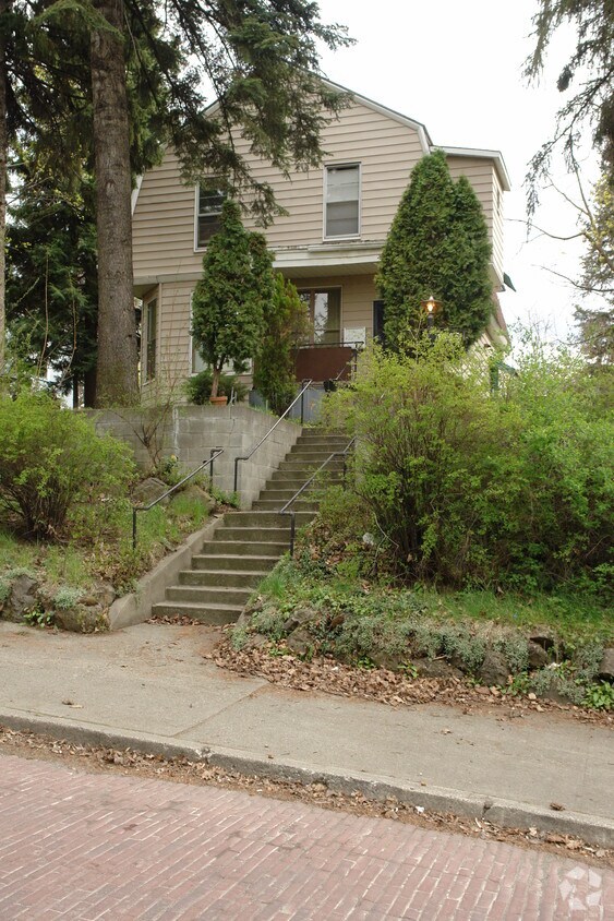 Foto del edificio - 1425 W 6th Ave