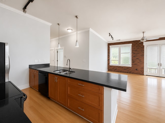 Photo - 709 N 4th St Townhome