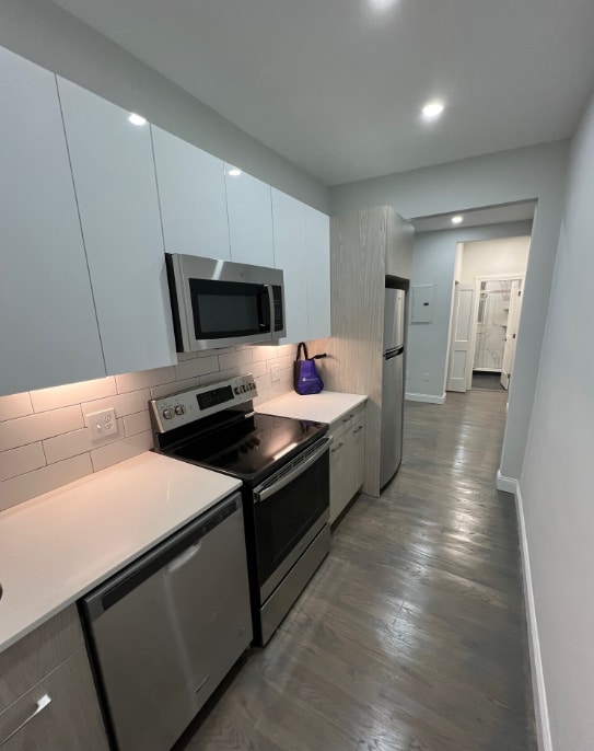 Building Photo - 111 Jersey St