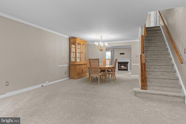 Foto del edificio - 45 Walton Ct
