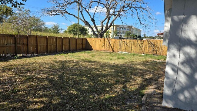 Foto del edificio - 28152 SW 153rd Ave