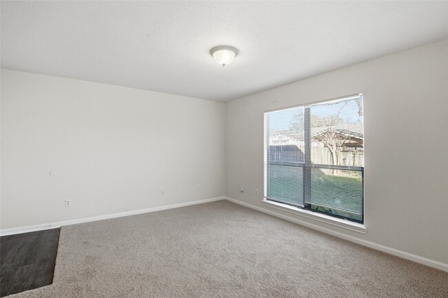 Foto del edificio - 10241 Azalea Village Dr