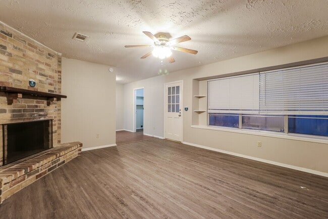 Building Photo - 4322 Enchantedgate Dr