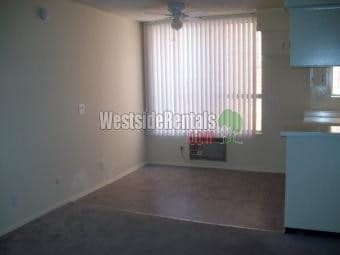 Primary Photo - 523 S Mariposa Ave
