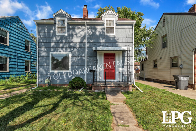Building Photo - 4140 Berwick Ave