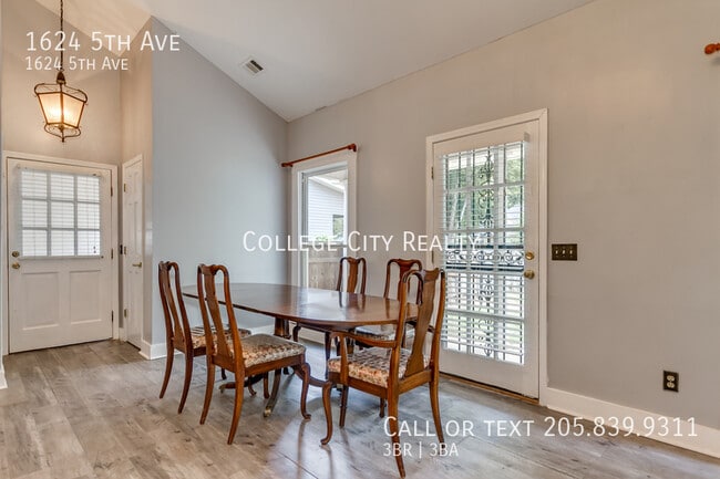 Photo - 1624 5th Ave House