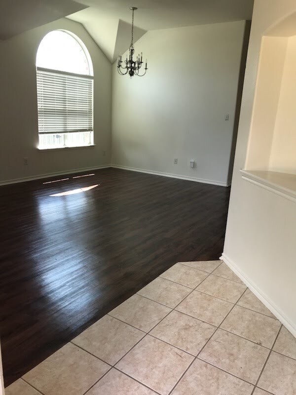 Foto del edificio - 9880 Wyndbrook Dr