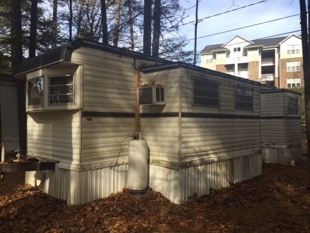 Building Photo - 242 Adeles Way