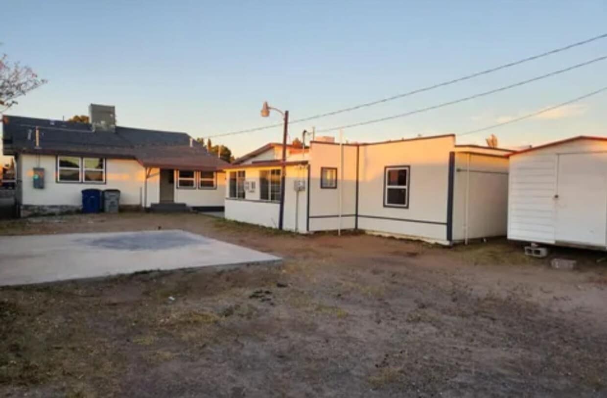 Primary Photo - 1 BEDROOM 1 BATHROOM HOME IN CENTRAL EL PASO