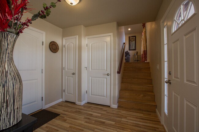 Foto del edificio - Cozy Split Level Home!