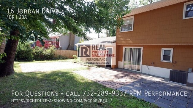 Foto del edificio - 16 Jordan Dr