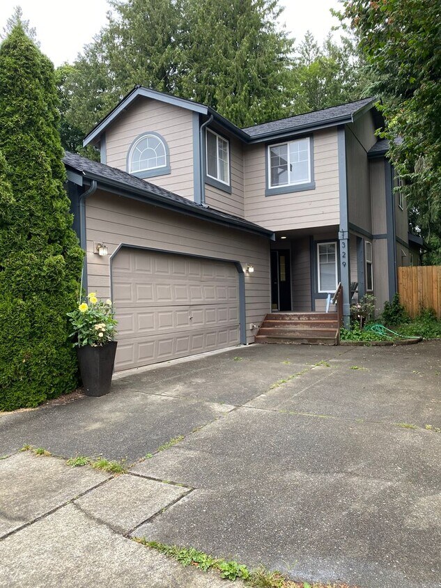 Primary Photo - 329 84th Ave SE