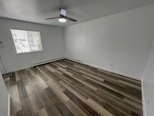 Foto del edificio - 254 Beacon Ct