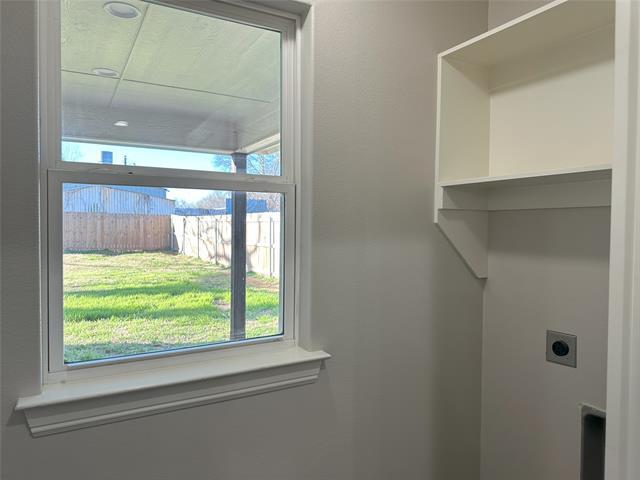 Building Photo - 208 E Walker St