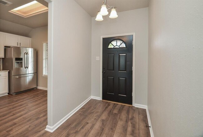 Building Photo - 20411 Timber Trail Way