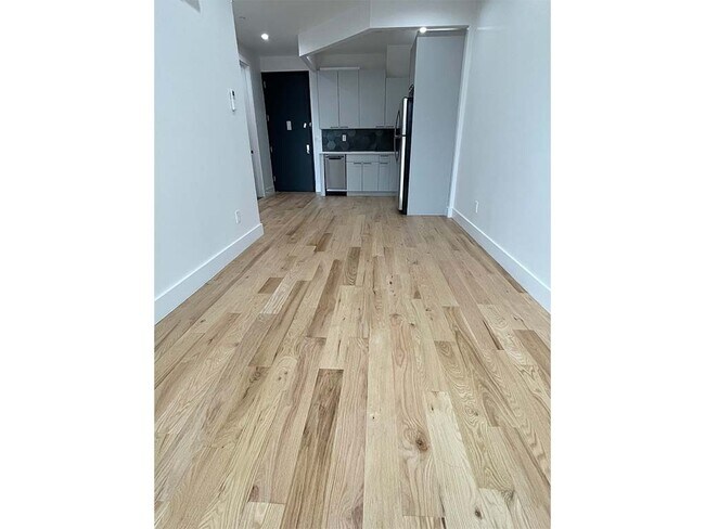 Foto del edificio - 735 Fenimore St