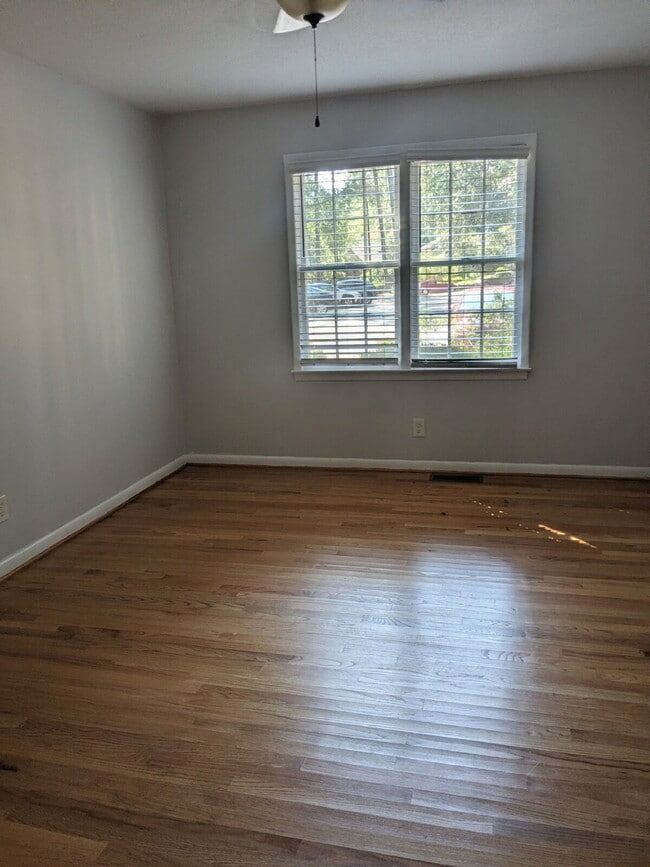 Building Photo - 211 Hudson St
