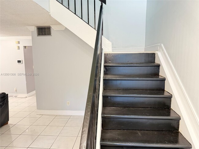 Foto del edificio - 6817 SW 40th St
