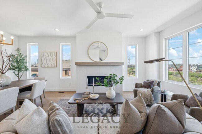 Foto del edificio - 1200 Phillips St