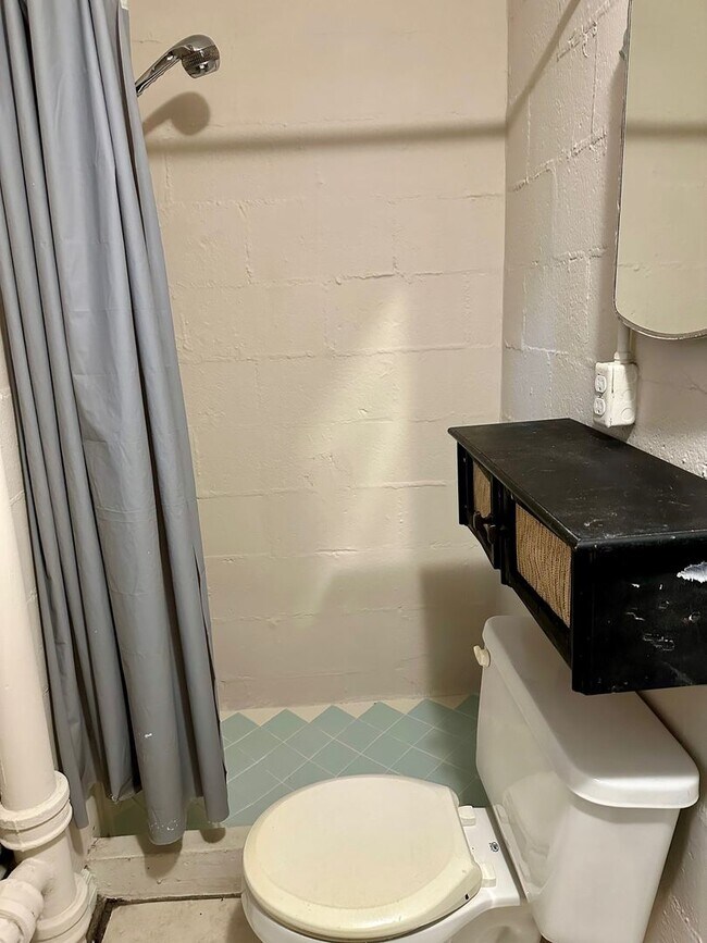 Foto del edificio - 2 Bedroom, 2 Bath home for Rent