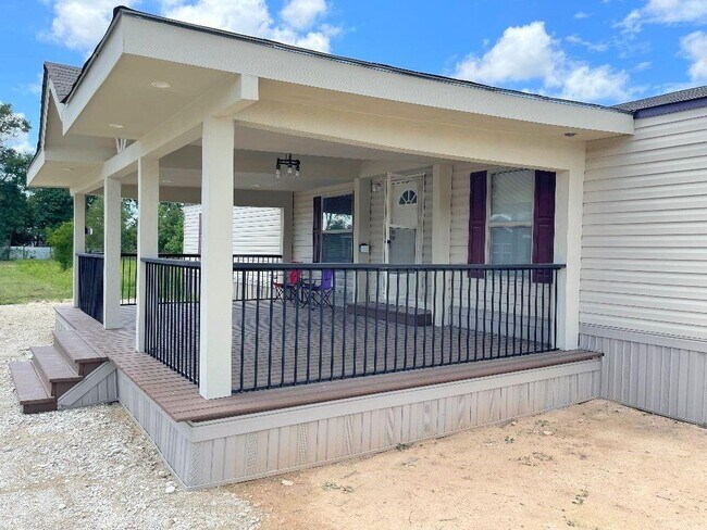 Building Photo - 788 County Rd 3479J