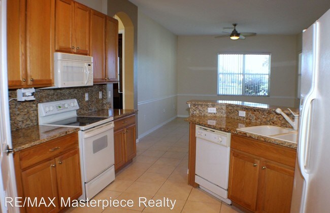 Building Photo - 3 br, 2 bath House - 625 SW Long Key Court