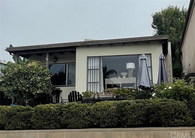 Primary Photo - 506 Avocado Ave