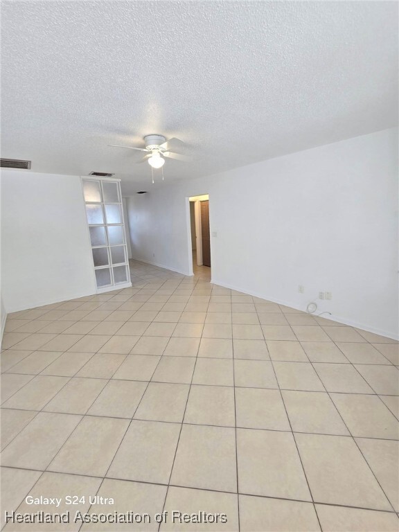 Building Photo - 3010 Spinks Rd