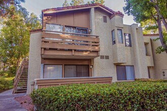 Building Photo - 22840 Hilton Head Dr