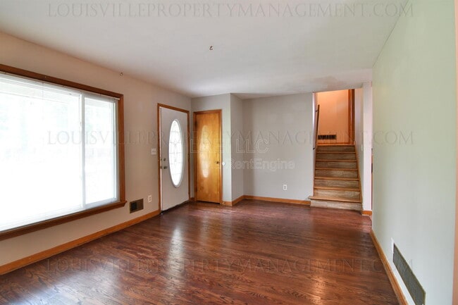 Building Photo - 5122 Braidwood Dr