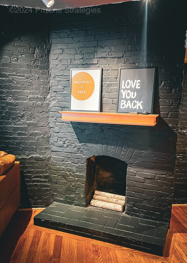 Building Photo - 8 N Boyle Ave