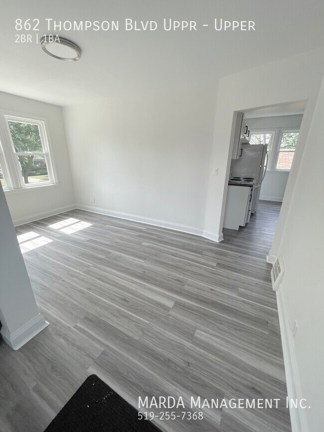 Photo du bâtiment - MODERN 2 BEDROOM/1 BATHROOM - EAST WINDSOR...